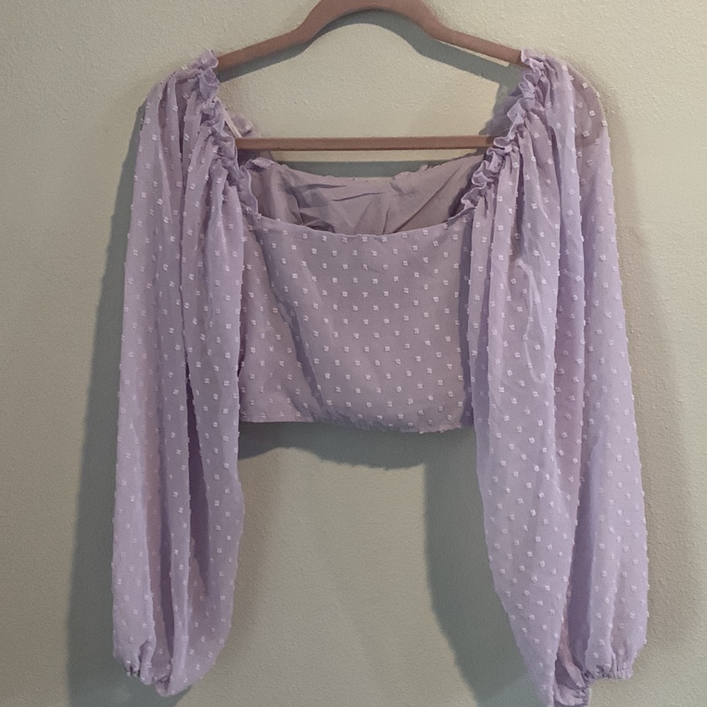 ✅CUTE LAVENDER LONG SLEEVE 1/2 SHIRT BLOUSE.  SIZE SMALL.WAIST COST TOP